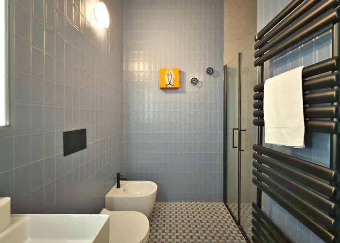 Homeby, Cinisca Blue * Bologna